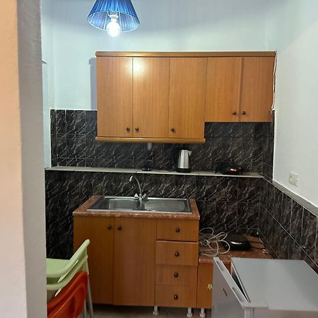 Lazari Rooms Himare Exterior photo