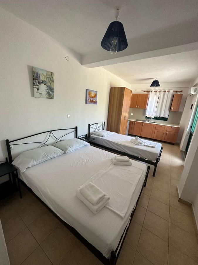 Lazari Rooms Himare Exterior photo